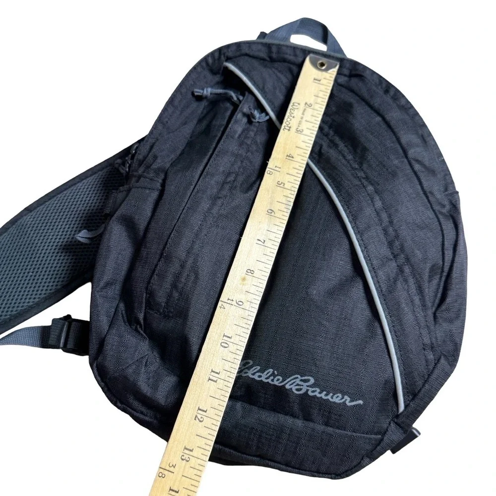 Eddie Bauer Sling Bag Unisex OS Black Good Ripstop Crossbody Hiking Daypack